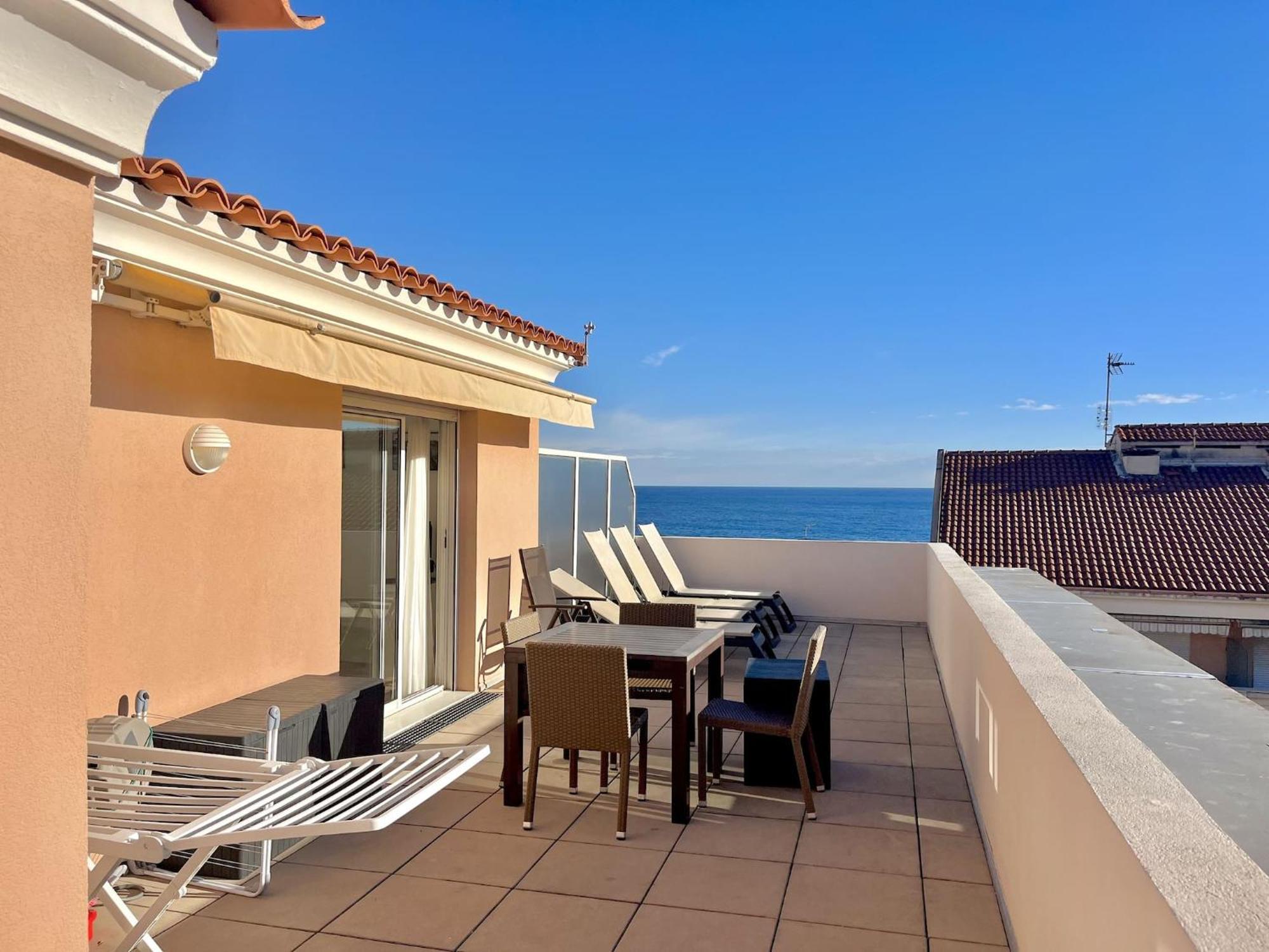 Appartement Le Rooftop des Rivages Immense terrasse, Centre à Menton Extérieur photo